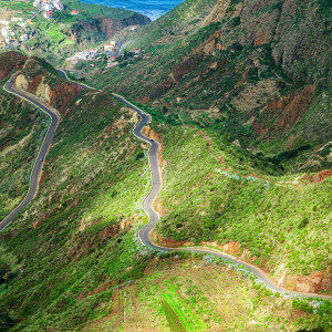 mountain-road-in-taganana