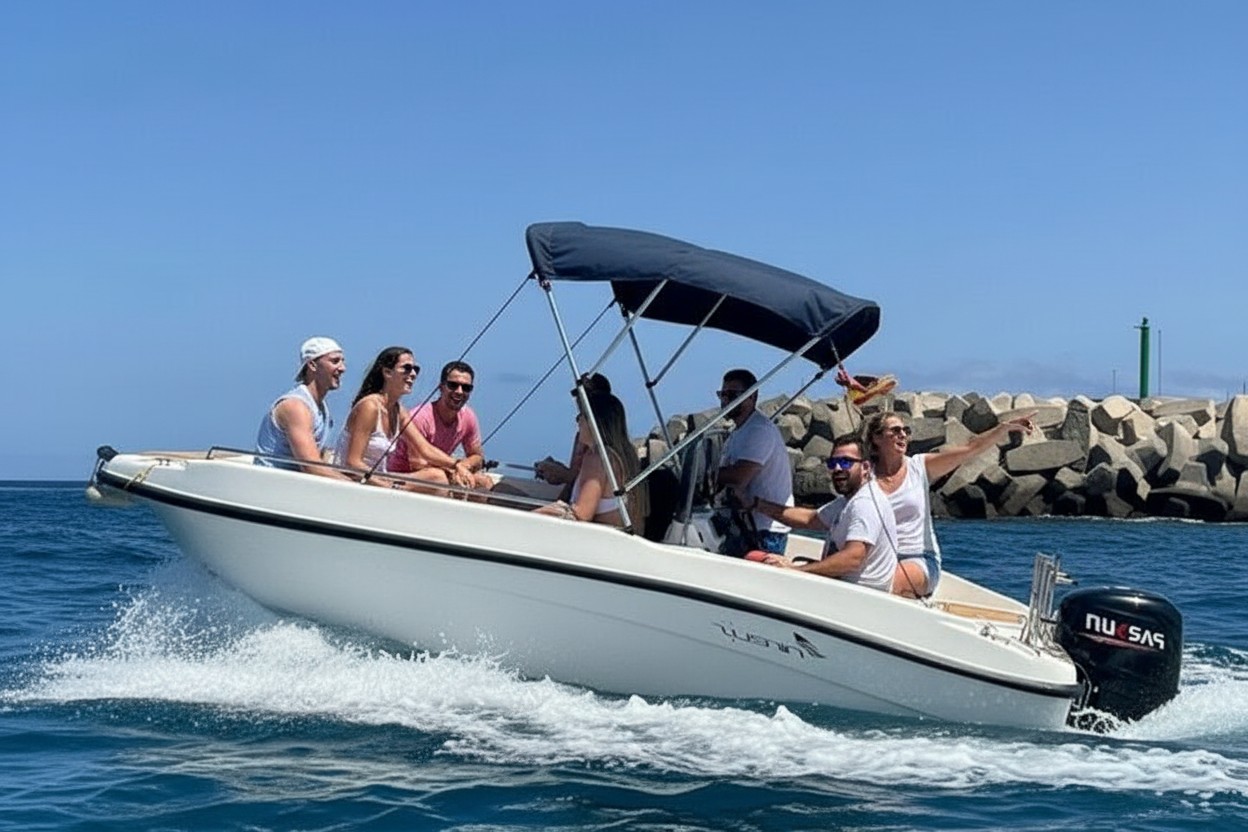 Frillo Charter boat hire