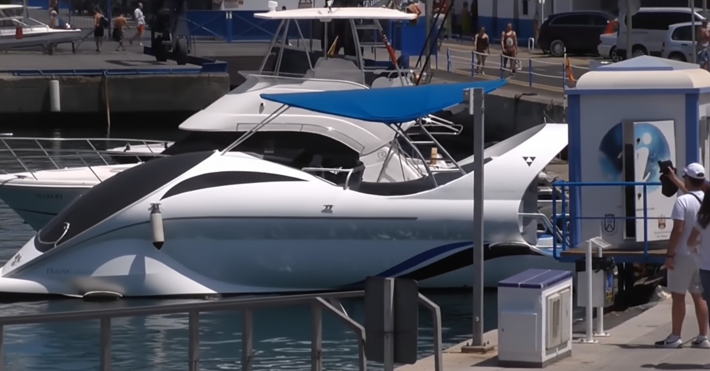 Diamond Private Boat - Image 4